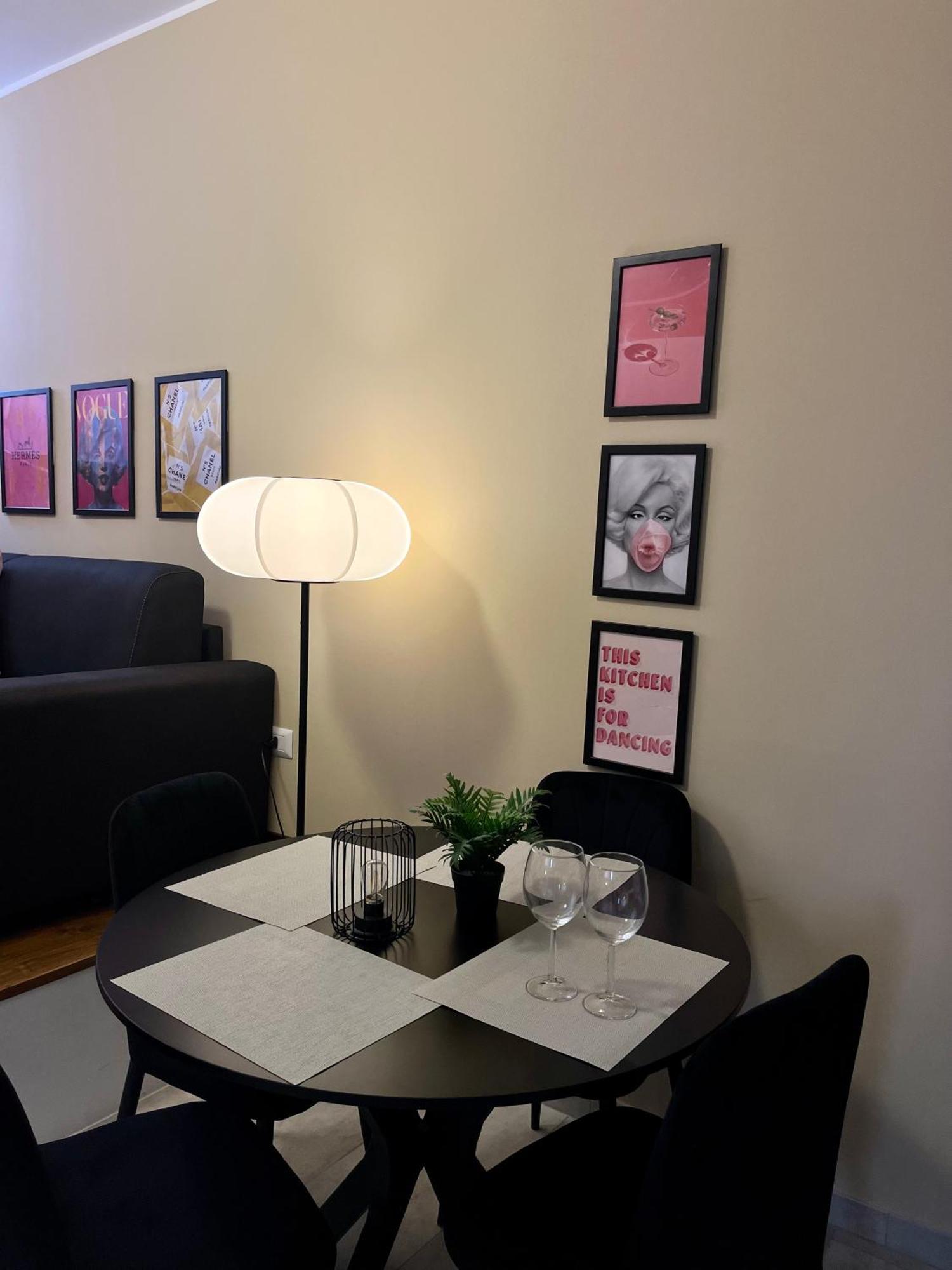 Villa Dimora Chic - A 5 Fermate Dal Duomo à Milan Extérieur photo